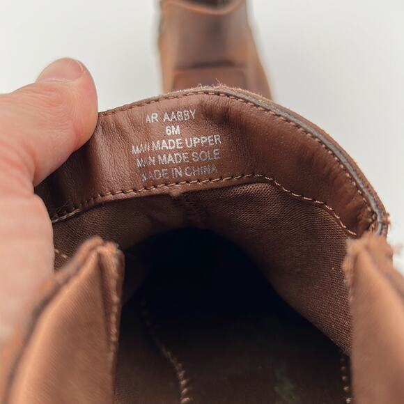 American Rag Aabby brown faux leather ankle boots with zippers size 6M - Picture 12 of 12